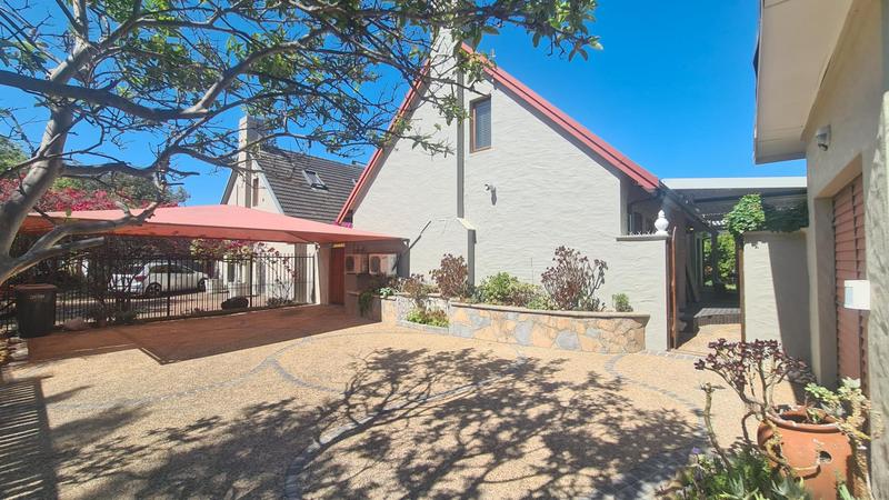 To Let 3 Bedroom Property for Rent in Pinelands Western Cape